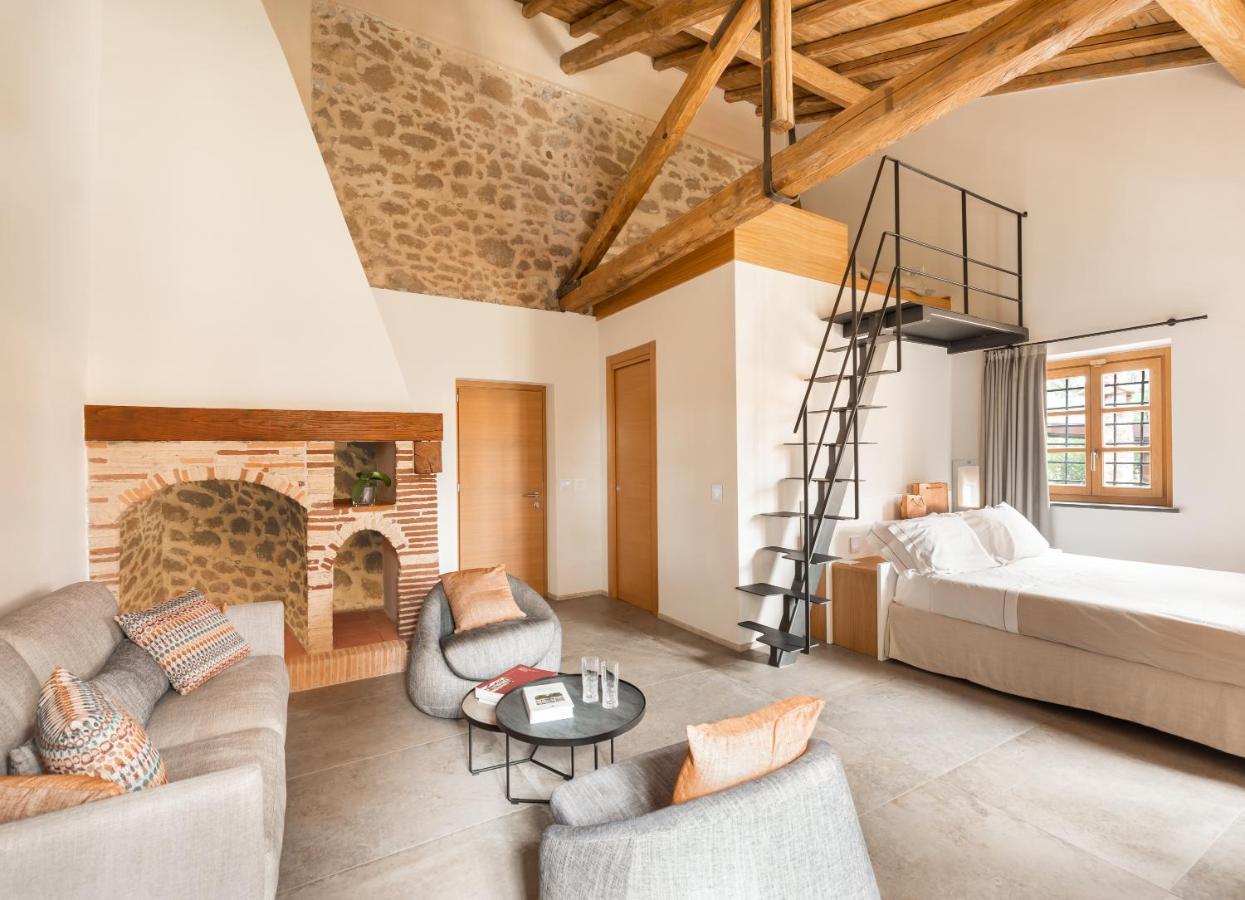 Antico Borgo Molino 7Cento Vicino Ai Giardini Di Ninfa Otel Cori Dış mekan fotoğraf
