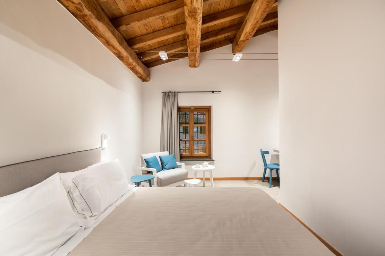 Antico Borgo Molino 7Cento Vicino Ai Giardini Di Ninfa Otel Cori Dış mekan fotoğraf