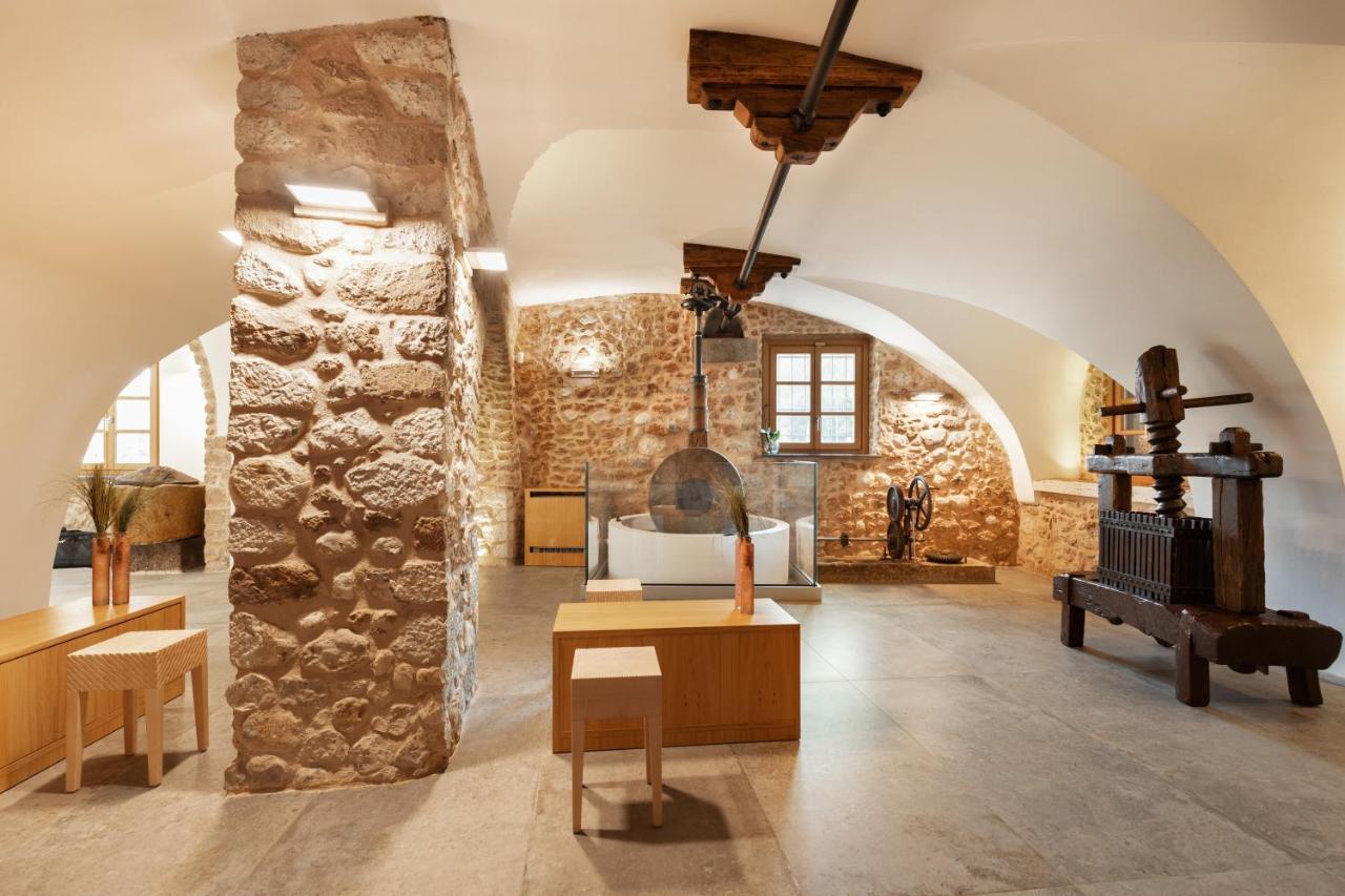 Antico Borgo Molino 7Cento Vicino Ai Giardini Di Ninfa Otel Cori Dış mekan fotoğraf