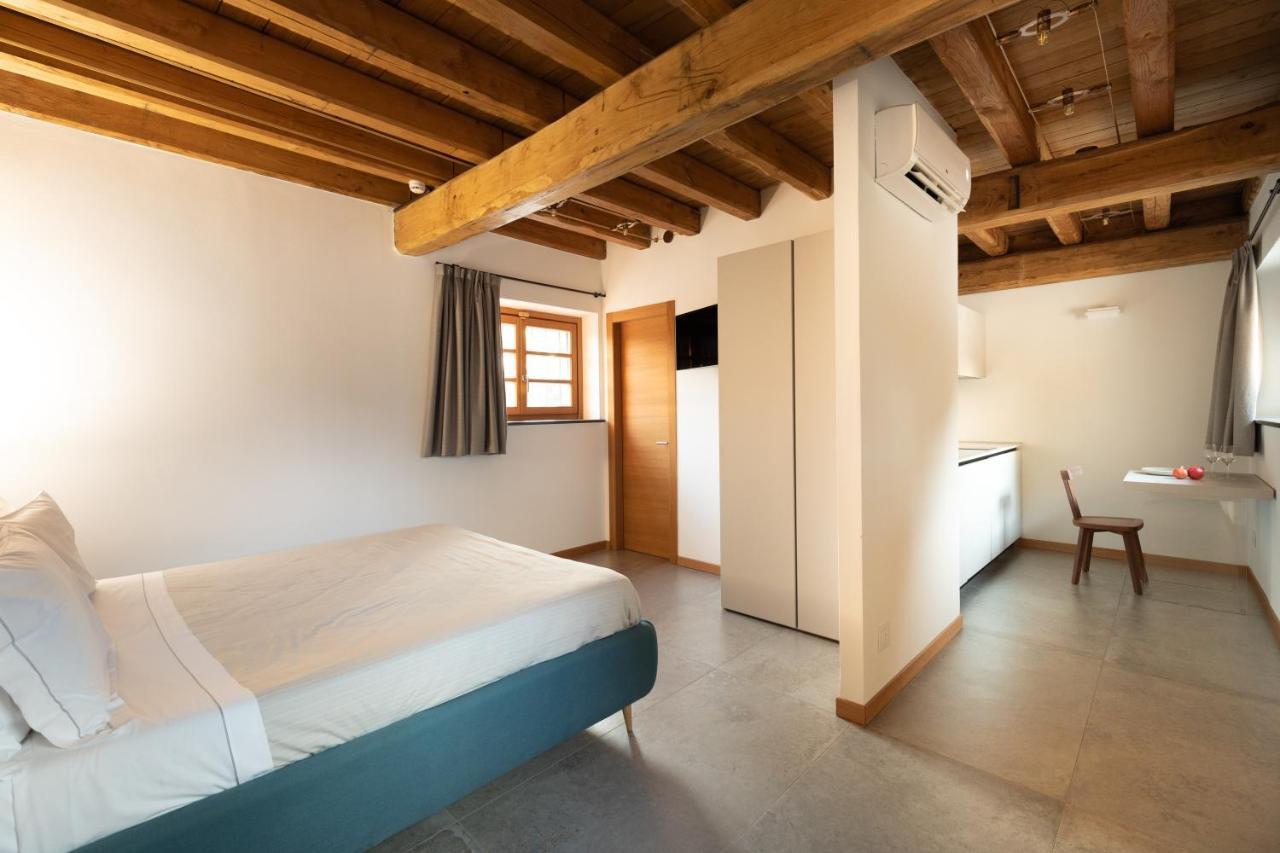 Antico Borgo Molino 7Cento Vicino Ai Giardini Di Ninfa Otel Cori Dış mekan fotoğraf