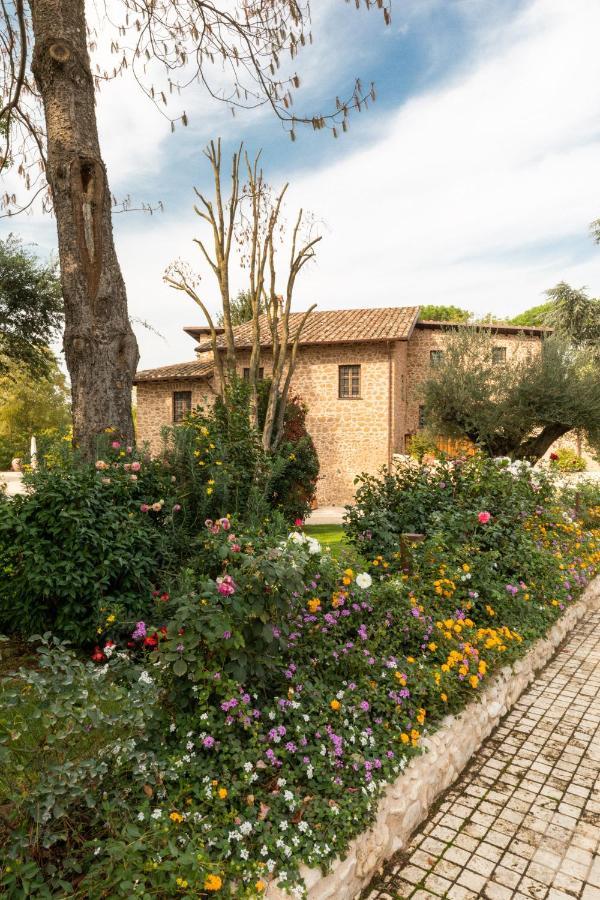 Antico Borgo Molino 7Cento Vicino Ai Giardini Di Ninfa Otel Cori Dış mekan fotoğraf